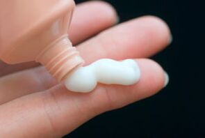 Unguento per l'ingrandimento del pene